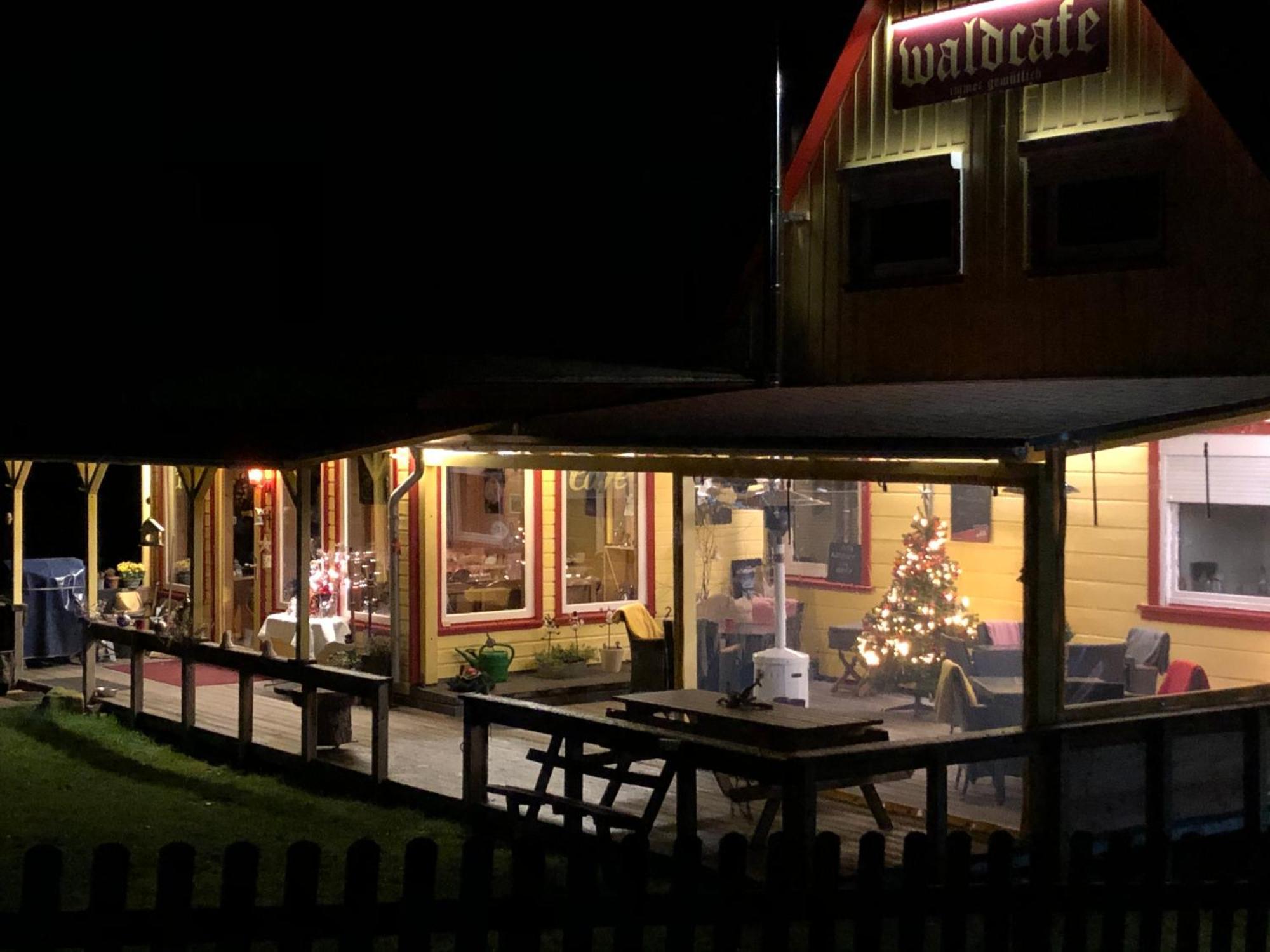 Gruppenhaus Das Waldcafe ألتيناو المظهر الخارجي الصورة
